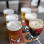 SCHMATZ - ビアフライト1,100円／３杯 ×２。