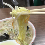 麺が千切れそう