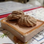 トリワイン ＰＩＫＯＳＨＨＨＵ - クッキーか？