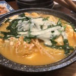 Sakaba Shokudou Minatoya - チーズチゲ鍋
