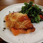 CRAFTSMEN Specialty COFFEE - スモークサーモン・クロワッサン