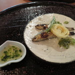 心根 - 焼き物　本モロコ炭焼き　新ジャガ芋リング揚げ　蕗の薹・クレソン天ぷら