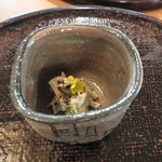 心根 - 小鉢　手作り蒟蒻　高槻椎茸　土筆　一休寺納豆　菜花　