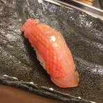 寿司 しおの - 金目鯛の桜締め