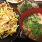 沖縄料理　なんくるないさ - 色々つまみとしては良かった