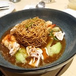 Jin Bao - 1901_Jin Bao_SEAFOOD EFU NOODLES＠56,000Rp(海鮮揚げ麺)