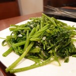 中国料理東北大冷麺 - 空芯菜炒め