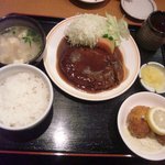 グリルさんか亭 - ハンバーグとクリームコロッケ定食（1606円）