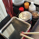 久留米ラーメン 和ノ吉 - 卓上調味料