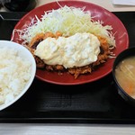 Katsuya - タルタルチキンカツ定食 745円