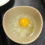 Kushitetsu - 焼き鳥についてくる卵黄