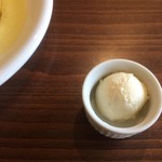 カフェ アクイーユ - 2019年2-4月　"天使のクリーム"いちごレアチーズパンケーキ