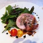 ルグドゥノム ブション リヨネ - 前菜　特別前菜（うさぎ）