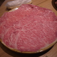 ざくろ 室町店 - しゃぶしゃぶ：サーロイン脂落とし 120g 8,000-