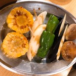 炭火焼肉 とみや - 