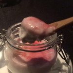 iCas storia - いちごの甘酸っぱさと、マスカルポーネチーズのまろやかさに、ときおり桜の香りがします。