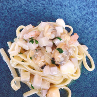 Ristorante Crocifisso - リングイネ 4種の魚貝と親芋のガーリックソース