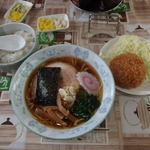 よか楼 - セットでメンチとライス付けて７００円