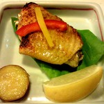 八起庵 - 手羽中.JPG