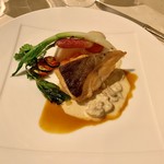 シェヌー - 相方は「鱒のソテー・海老ときのこのクリームソース」です♫