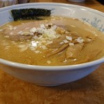 らぁめん 一福 - 大盛りの丼は大きい。そして嬉しい。
