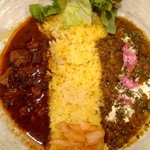 SPICY CURRY 魯珈 - ラムカレー＆春の薫り。菜の花と鰈のサグフィッシュキーマ