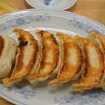 ぎょうざの満洲 - 満州ラーメン餃子セットで669円