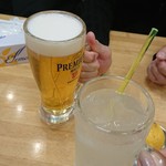 ぎょうざの満洲 - 生432円 生しぼりレモンサワー399円