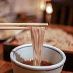 麻布 川上庵 - ハードタイプの蕎麦