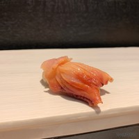 すし人　酒伊 - 赤貝