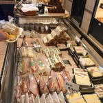 グランディール  堀川店