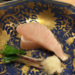 津の守坂 小柴 - 鰆の炙り　辛み大根