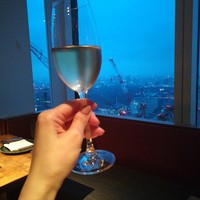 ザ タヴァン グリル＆ラウンジ - 