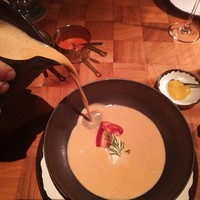 ザ タヴァン グリル＆ラウンジ - 