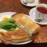 Hamayuu - モーニングサービス Dセット ベーコントースト＋ゆで卵（520円）
