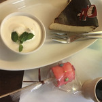 Cafe Moi - 