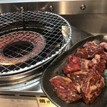 焼肉てっぺん - 