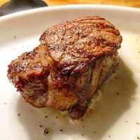 カルネジーオ イースト - 