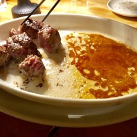 カルネジーオ イースト - 