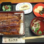 炭火焼うなぎ 東山物産 - うなぎ上1900円