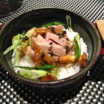 レストラン バカール - 鶏肉とトリュフ、九条葱の鉄鍋炊き上げご飯