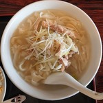 大連食府 - 料理写真:2019年3月 鶏肉とネギの細切り刀削麺+半チャーハン(日替ランチD) 800円