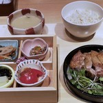 鉄板焼 鶏料理 かしわ - 