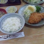 ロースカツ定食