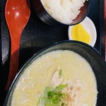 水炊き・焼鳥 とりいちず - 