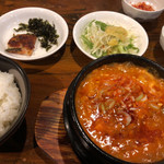 韓国家庭料理 東大門タッカンマリ - 