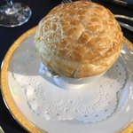 グランドニッコー東京 台場 - 滑らかなポテトのブルテスープ パイ包み焼き