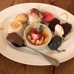 オステリア イマムラ - デザート盛り合わせ
