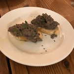 オステリア イマムラ - 阿波尾鶏のレバーのブルスケッタ
