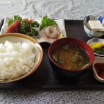 つちや食堂 - 刺身定食(950円)
